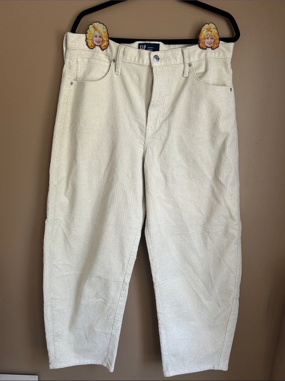 GAP cream coloured barrel leg corduroy size 14 excellent condition